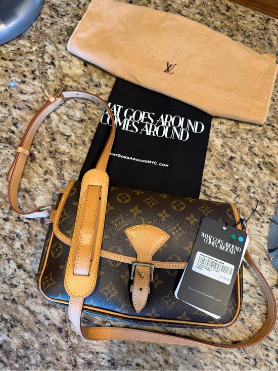 Louis Vuitton Handbags - Louis Vuitton Monogram Sologne Crossbody Bag